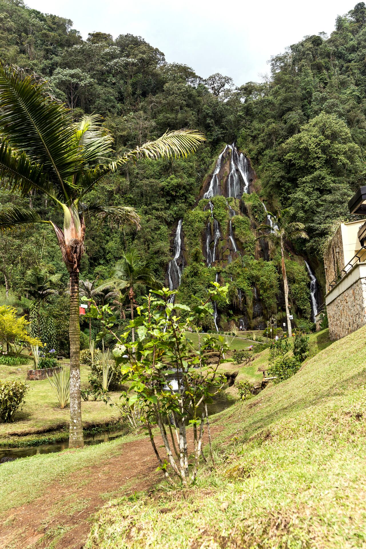 Cascadas en termales de Santa Rosa de Cabal