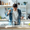 Las acelgas con huevo y queso se erigen como la elección perfecta para aquellos que desean cuidar su dieta sin renunciar al placer de comer.