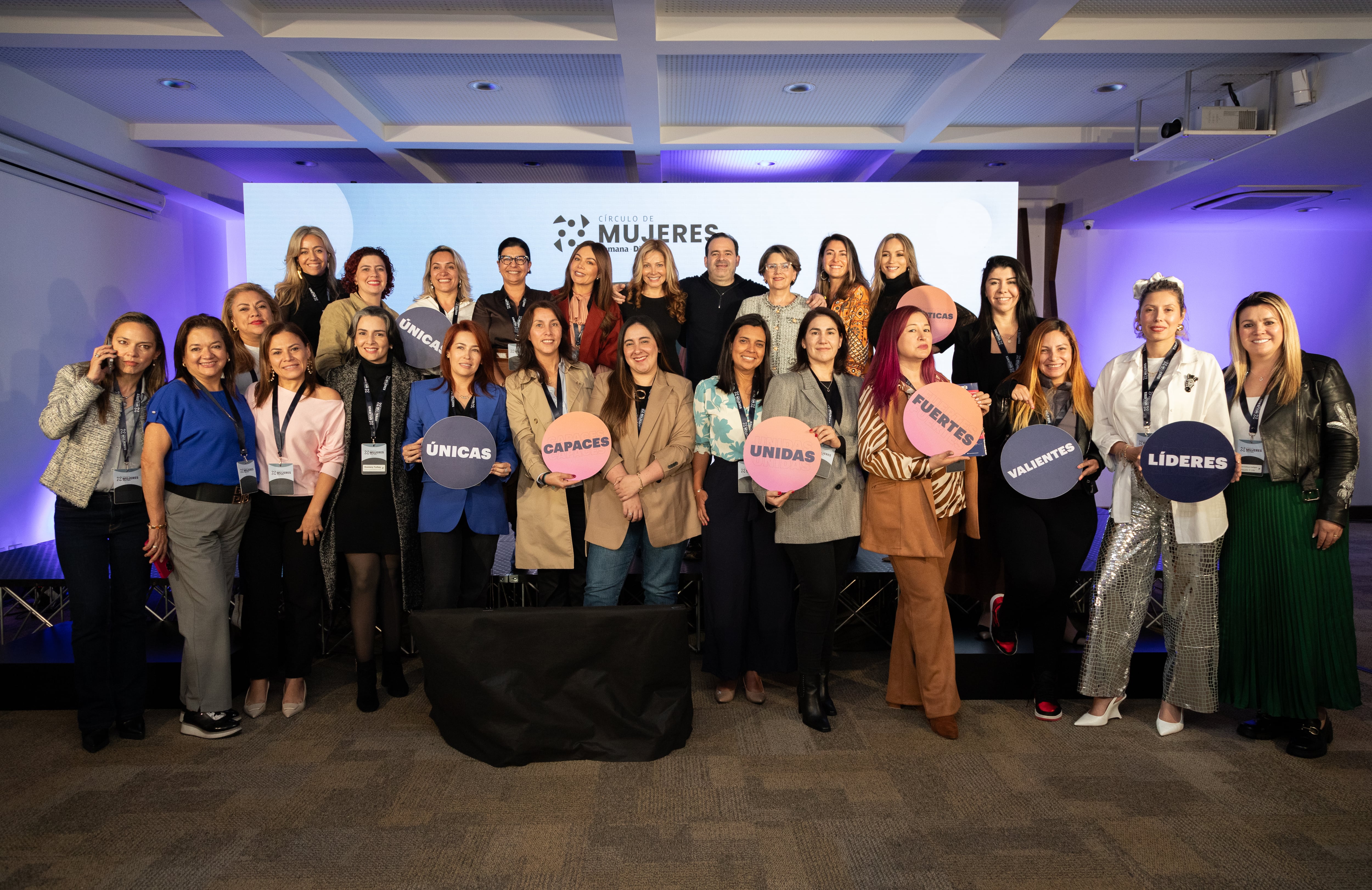 Sesión de las mujeres empresarias en el sexto encuentro del Círculo de Mujeres Semana-Dinero