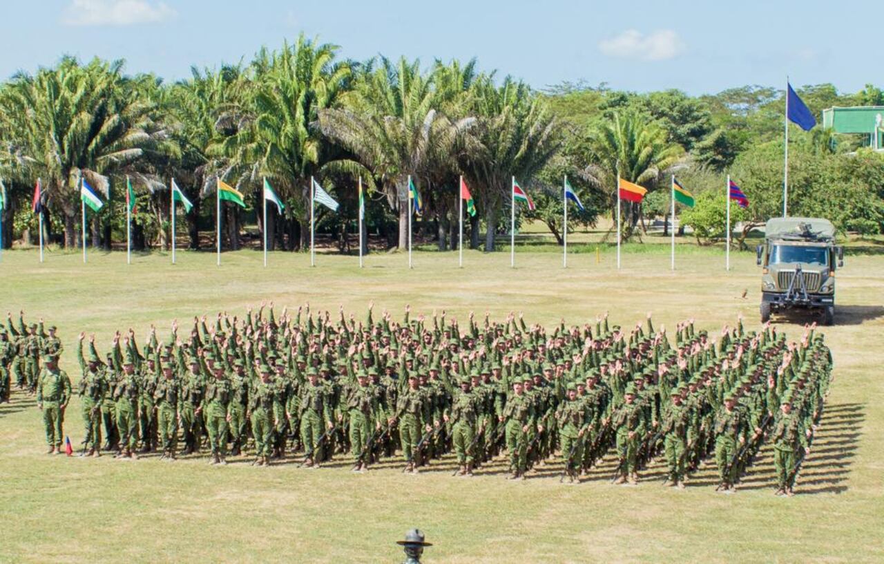 Convocatoria abierta para prestar servicio militar en la Armada Nacional.