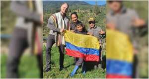 Dominic Fabian Wolf, alemán ruso que vive enamorado del país, junto con Nubia e hijos