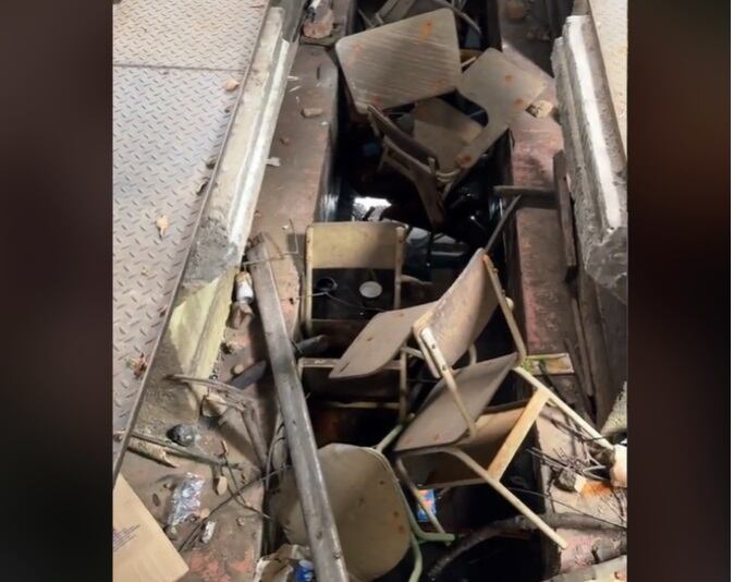 Precisamente, otra de las quejas de los estudiantes, quienes también han subido videos a la red social explicando qué es lo que sucede, comentan que no hay profesores.