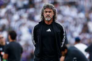 Leonel Álvarez tendrá su quinta experiencia en Colombia