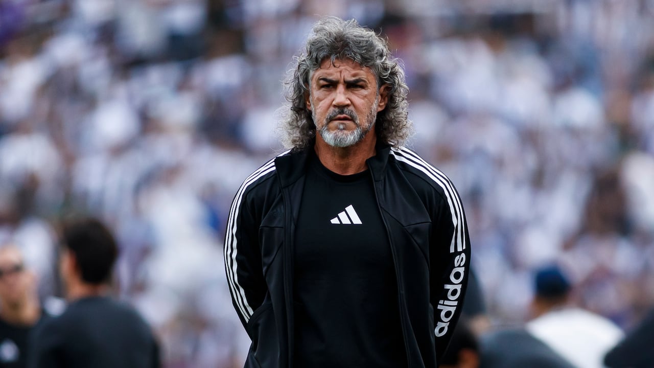 Leonel Álvarez tendrá su quinta experiencia en Colombia