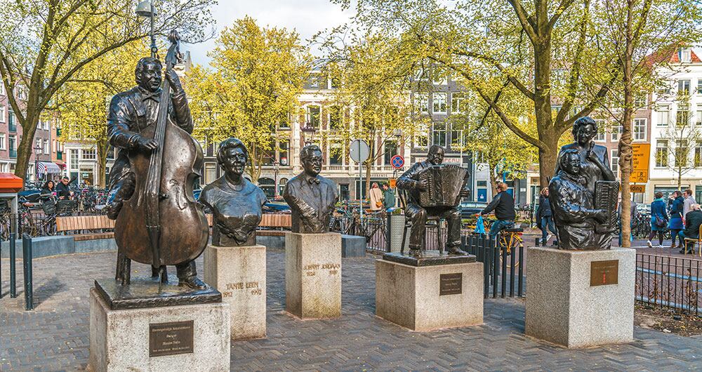 Estatuas de músicos en Elandsgracht, distrito de Jordaan.