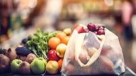 Mientras los alimentos jalonaron a la baja la inflación, los aumentos en gasolina, arriendos y en tarifas de energía fueron la otra cara de la moneda.