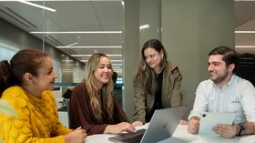 Caterine, Mariana, Leidy y Alejandro, empleados de Grupo Argos.