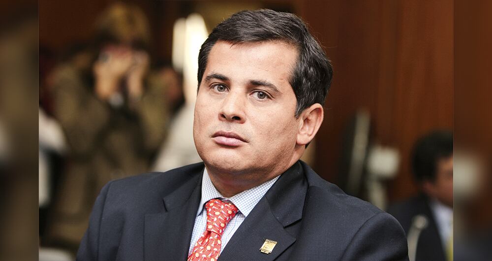Carlos ferro Exsenador de la república
