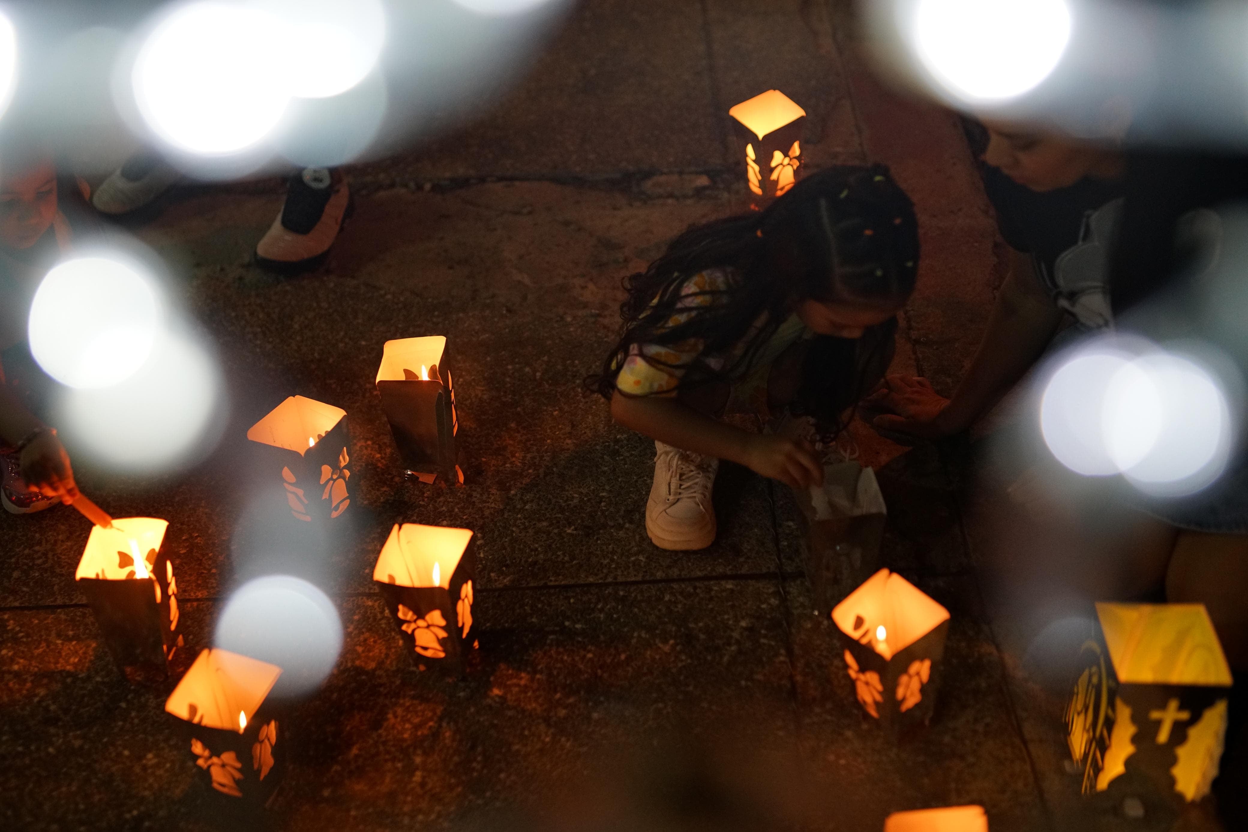 Una noche mágica, que conjugó todas las edades y familias, se vivió en Cali este 7 de diciembre.