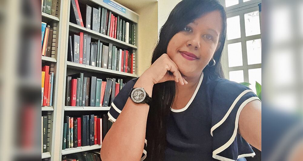   Tatiana Arzuza tiene 33 años y desde hace nueve se desempeña como profesora de básica primaria. Hoy siente que su sueño de tener vivienda propia cada vez está más lejos. 