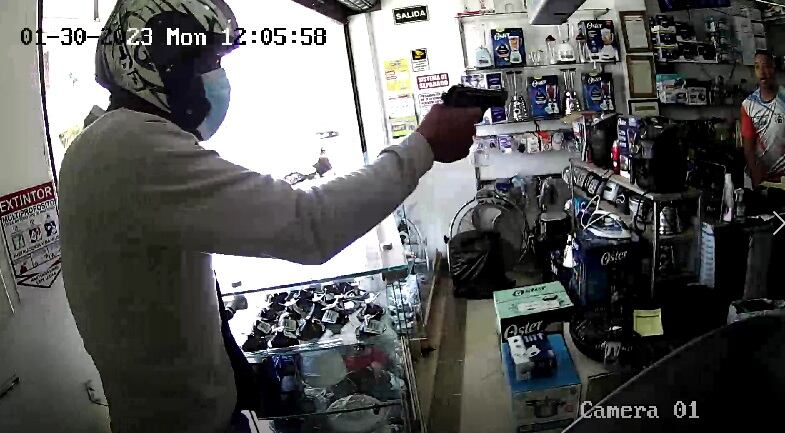 El ladrón pretendía hurtar el dinero obtenido de las ventas.