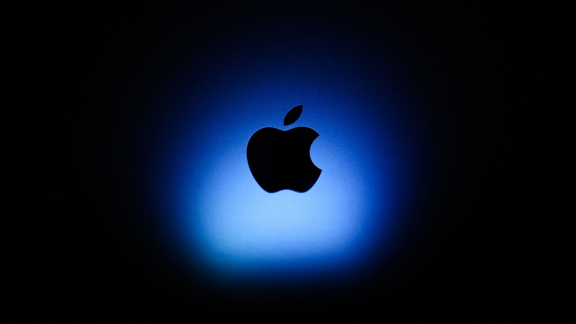 Esta decisión marca un nuevo paso en la transición de la compañía hacia los chips Apple Silicon, desarrollados por la propia empresa