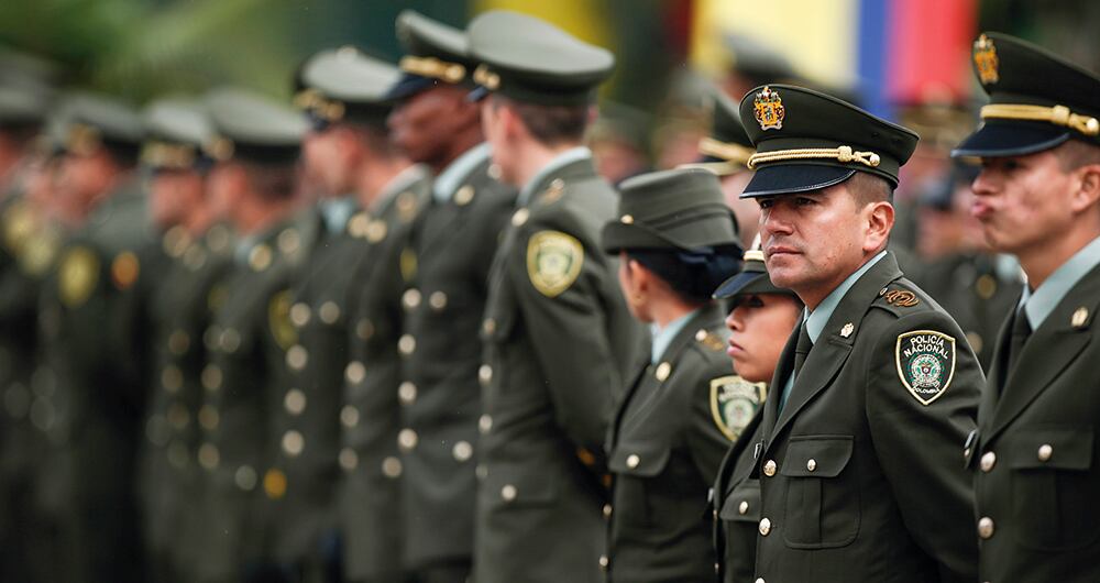 “Es la primera vez en la historia que un presidente no firma a tiempo los ascensos de la Policía”, dijo un alto mando. 