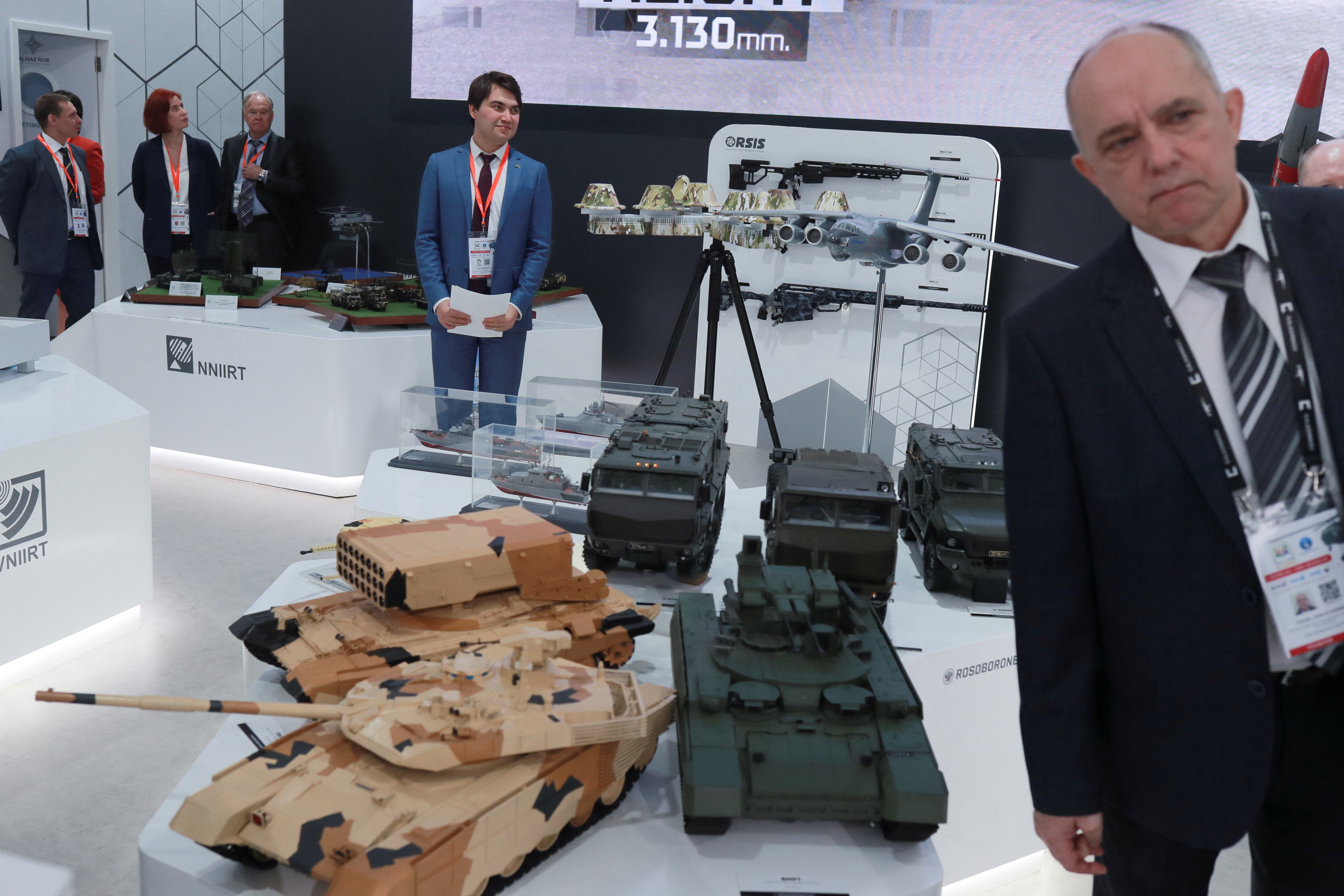 El G7 ha denunciado también la incautación y militarización de la planta de energía nuclear de Zaporiyia por parte de Moscú y han pedido la retirada inmediata de las fuerzas y el personal ruso.