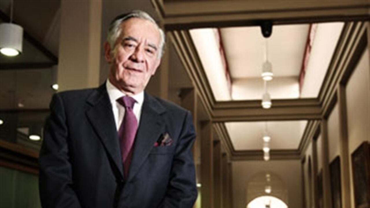 Carlos Angulo Galvis, exrector de la Universidad de los Andes