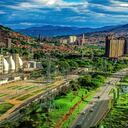 Planta de Tratamiento de Aguas Residuales Aguas Claras y zona urbana de Bello, Antioquia.