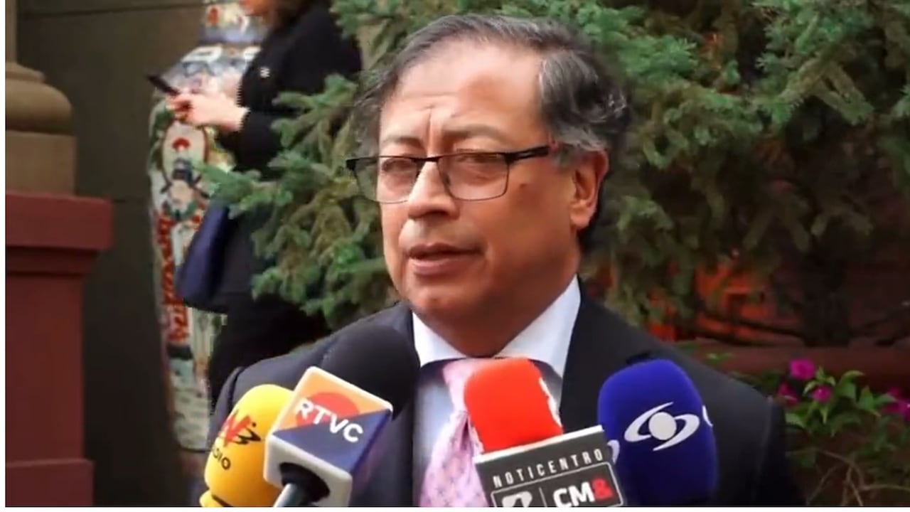 El mandatario en su visita a China propuso una conexión que permita solventar los problemas actuales del Canal de Panamá. Foto X: @infopresidencia