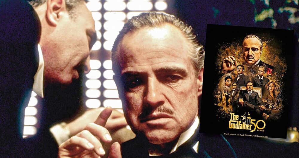    Vito Corleone, el patriarca de la familia, fue interpretado por Marlon Brando. A él se le atribuyen frases como “Te haré una oferta difícil de rechazar”. La cinta se estrenó en marzo de 1972. Para celebrar el aniversario se proyectará de nuevo en salas de cine de todo el mundo. 