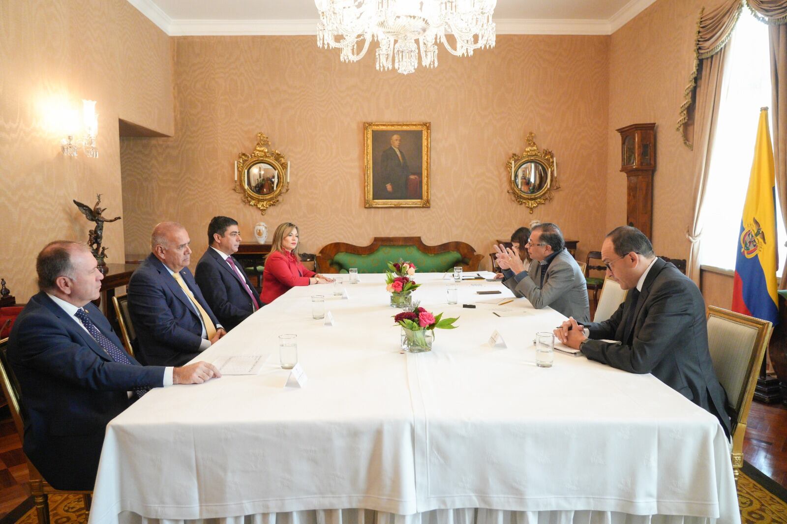 Presidente Gustavo Petro sostuvo cara a cara con las altas cortes