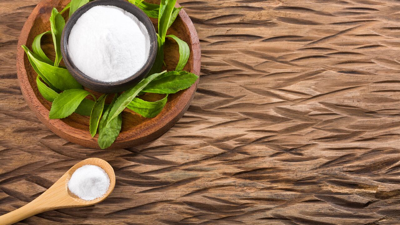 La estevia puede mejorar los niveles de glucosa.