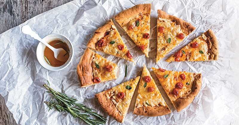 El problema con las pizzas contaminadas habría estado en la harina que se usó para producirlas.