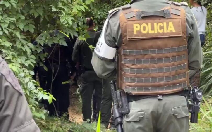 La Policía y el CTI de la Fiscalía realizaron el levantamiento del cuerpo.