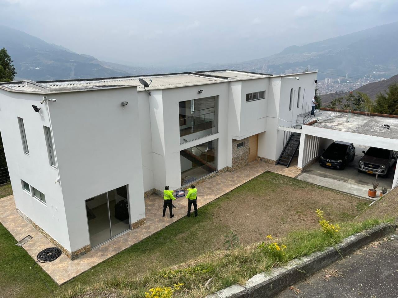 Lujos incautados al Clan del Golfo.