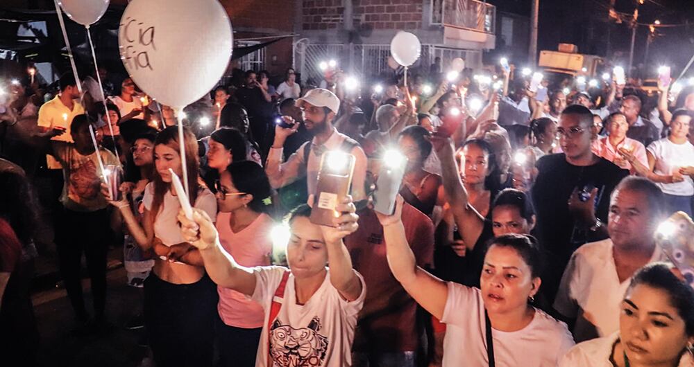    Los habitantes de ese municipio intentaron quemar el establecimiento comercial donde fue atacada la niña Sofía Delgado. El asesino había llegado hace poco a ese lugar. 
