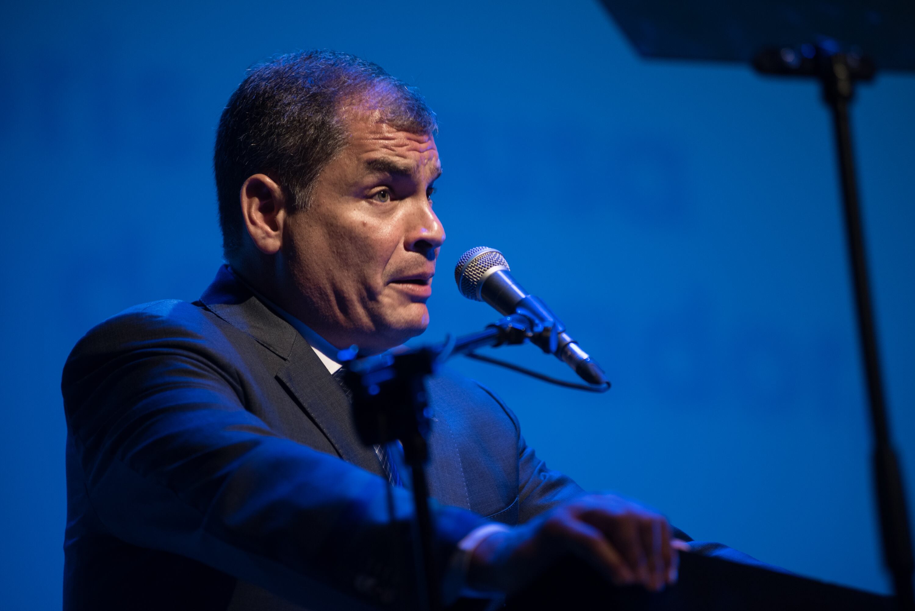 Rafael Correa critica solicitud de la Fiscalía de Ecuador sobre computadores de Uriel