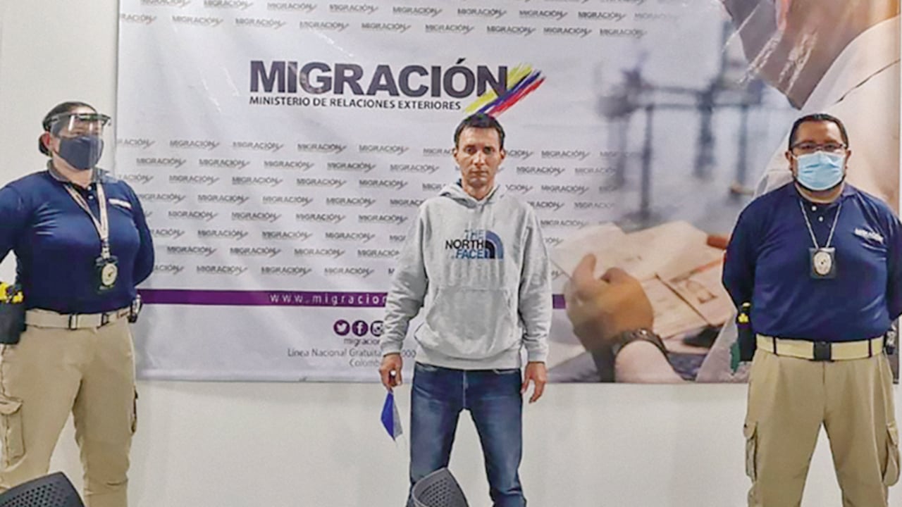 El Zarco se había volado de las autoridades hacia Europa. Fue encontrado en España. Desde allí, luego de un proceso complejo, fue extraditado.