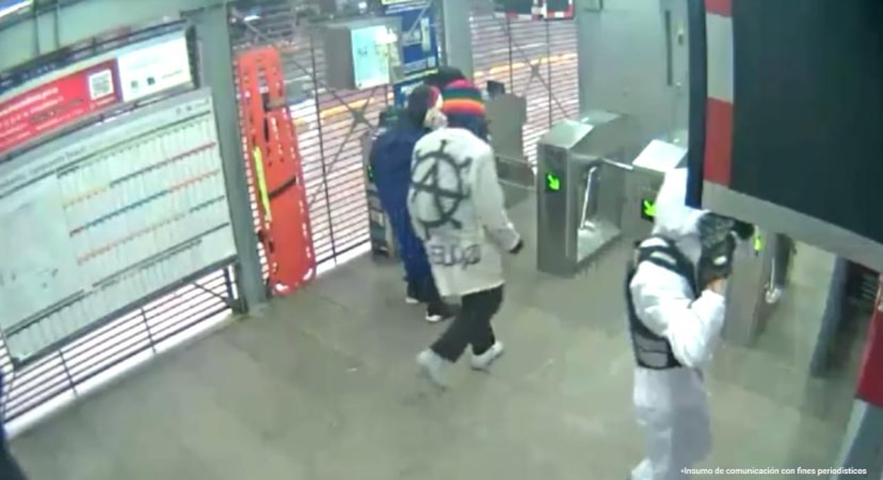 La Fiscalía capturó a los integrantes de una red de terrorismo en Bogotá. 11 personas que integraban una organización criminal considerada la Primera Línea 2.0.