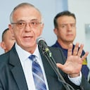 La oposición cree que el responsable del “debilitamiento” de la fuerza pública es Iván Velásquez, el ministro de Defensa del presidente Gustavo Petro.