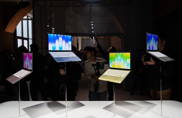 MacBook Neo llega con Apple Intelligence y batería de hasta 16 horas.