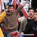 Ciudadanos en la ciudad de Ankara, Turquía, salieron a las calles a protestar en el primero de mayo