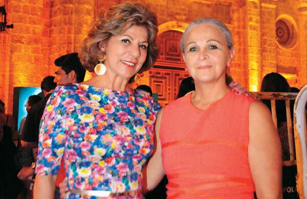 Margarita de Murillo y Julia Salvi.