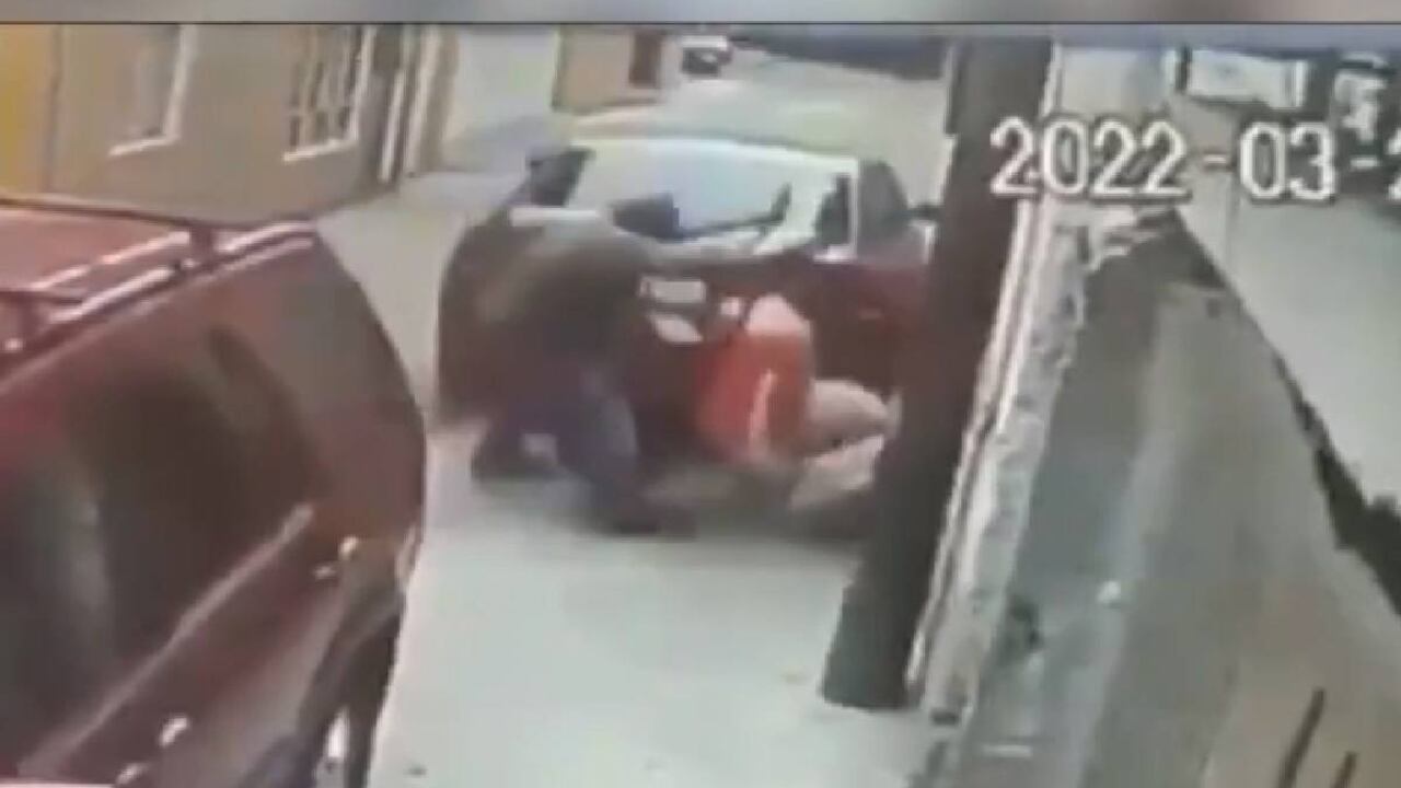 Caso de feminicidio conmociona a México. Cuerpo de víctima fuer abandonado en un costal