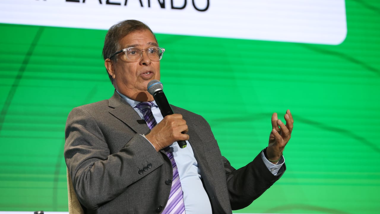 Fabio Arjona Hincapié, ministro de Ambiente y Desarrollo Sostenible, el 15 de julio de 2026, en Bogotá