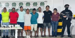 Ocho de los 15 capturados por el Gaula de la Policía.