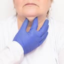 La papada es una acumulación de grasa bajo la barbilla. Foto: Getty Images.