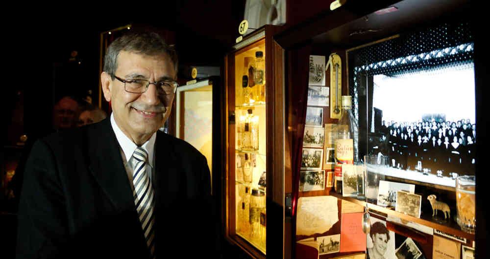 Pamuk convirtió su libro ‘El Museo de la Inocencia’ en un museo real que recopila los objetos que menciona en el libro.