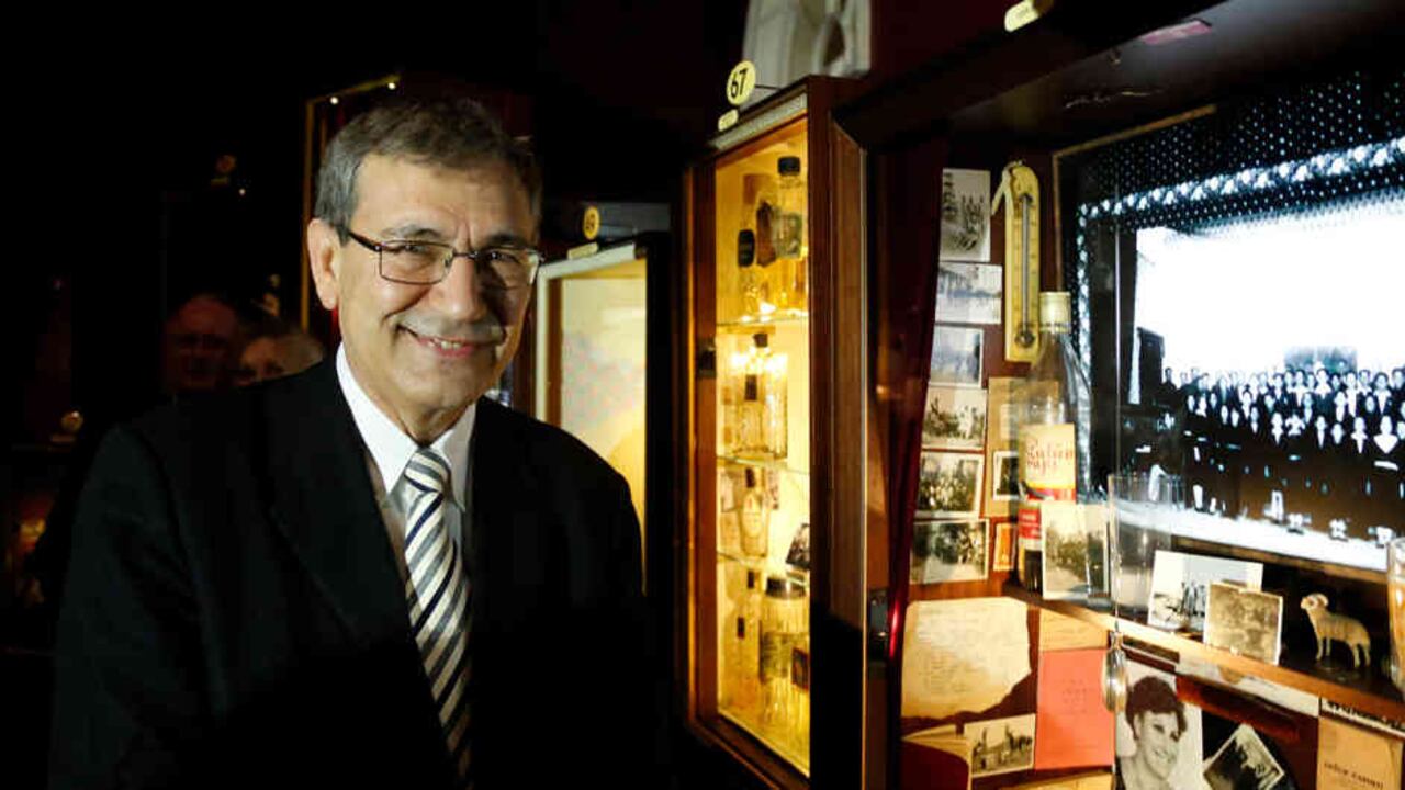 Pamuk convirtió su libro ‘El Museo de la Inocencia’ en un museo real que recopila los objetos que menciona en el libro.