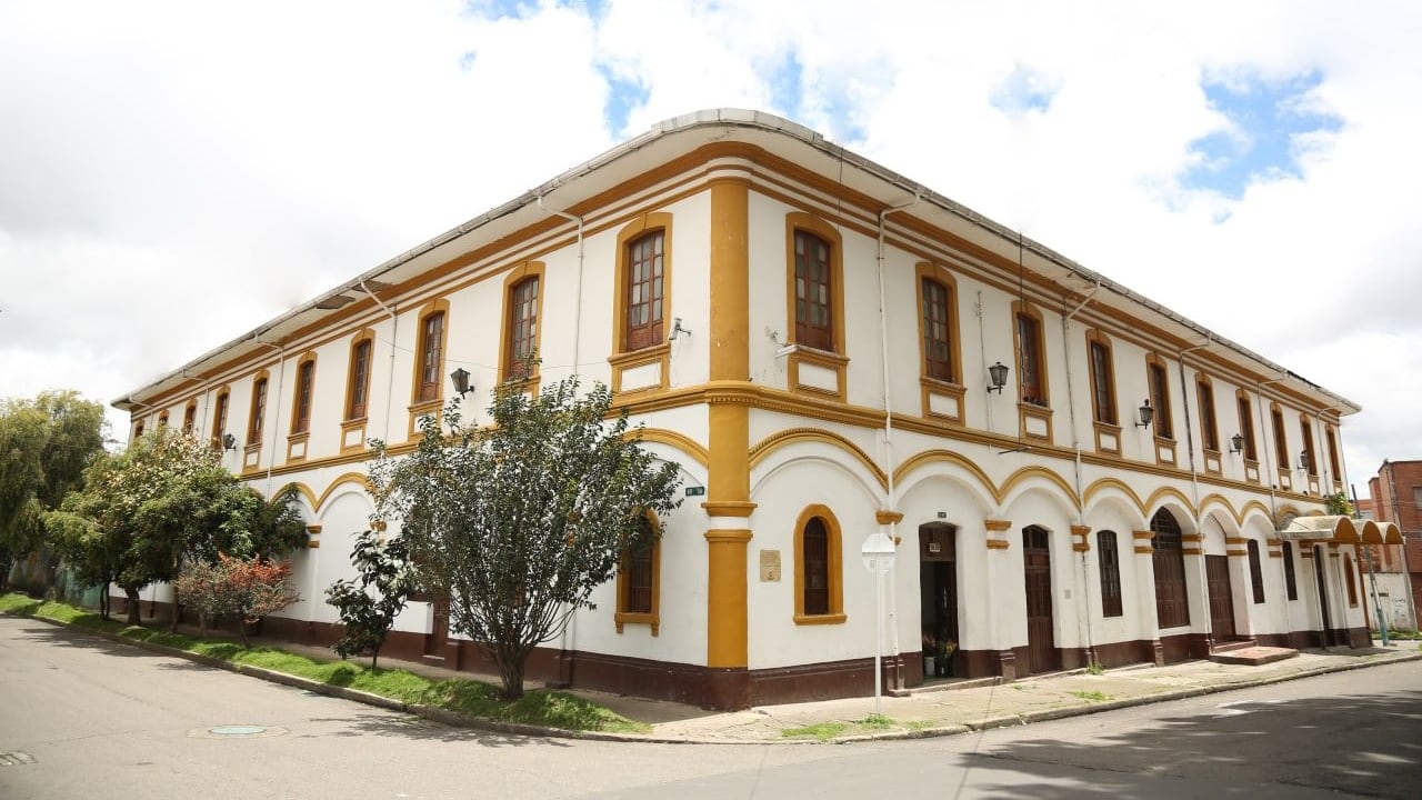 Para frenar el deterioro de Villa Javier, la alcaldía de San Cristóbal solicitó la intervención de la Secretaría de Cultura, Recreación y Deporte de Bogotá.