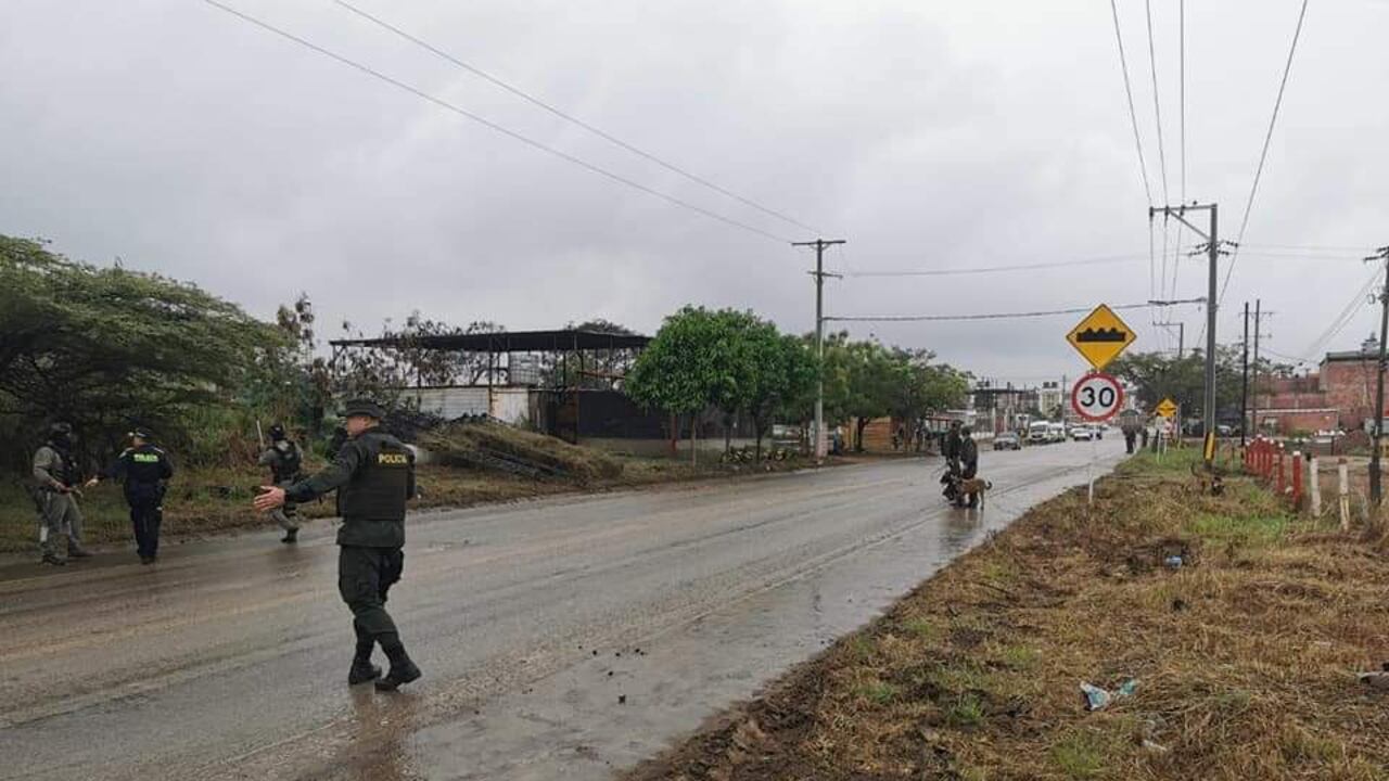 Atentado en la vía Cúcuta - Puerto Santander.