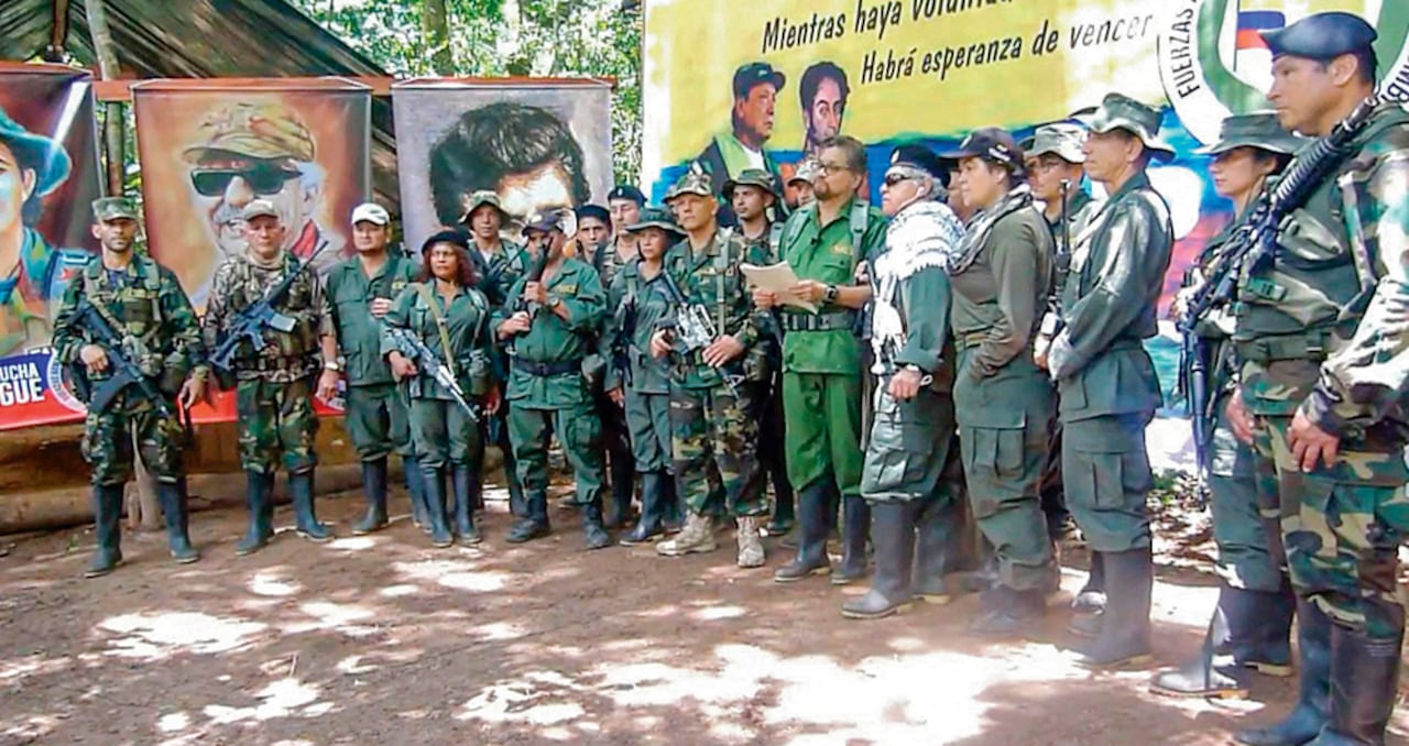 El jefe y fundador de la Segunda Marquetalia, Iván Márquez, se ha venido quedando solo. Sus principales lugartenientes, como Jesús Santrich, el Paisa y Romaña, cayeron en territorio venezolano, al que consideraron su santuario, pero se convirtió en su cementerio. Allá se sentían intocables por la complicidad de la Guardia Bolivariana.