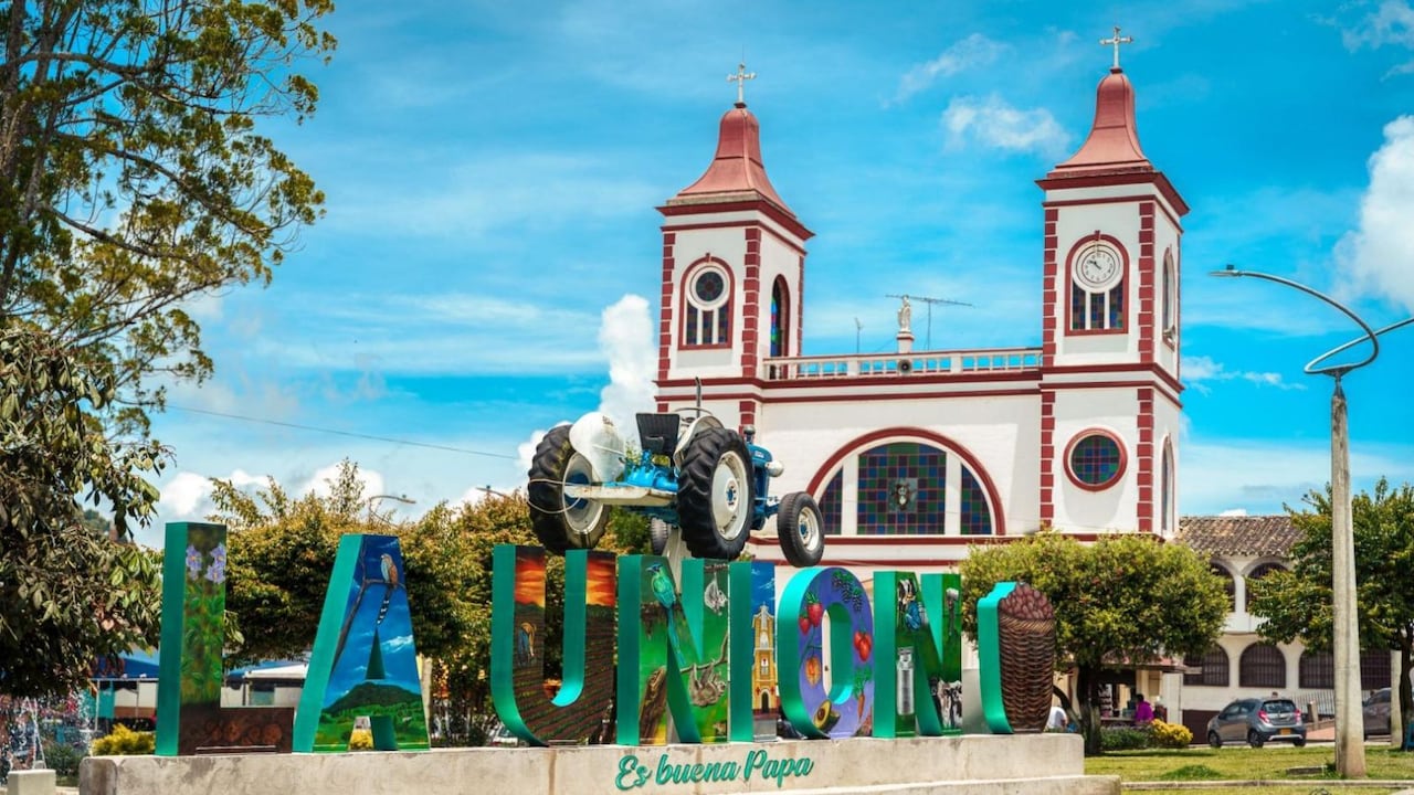 La Unión, Antioquia, municipio que, según la Dirección de Turismo local, tiene una de las mayores concentraciones de estas máquinas en Latinoamérica.