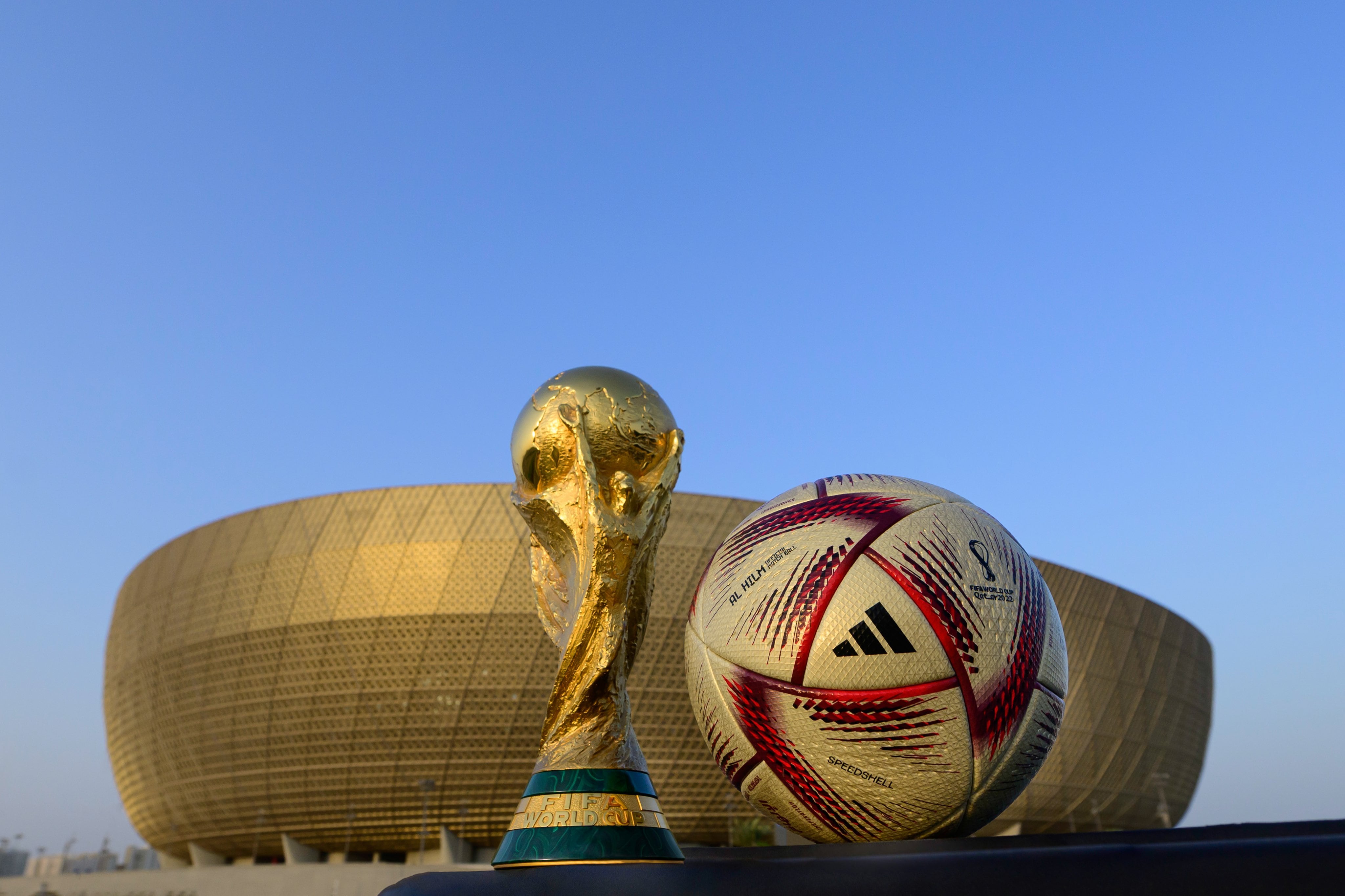Fifa presenta el balón Al Hilm, con el que serán disputadas las semifinalas y la final del Mundial de Qatar 2022