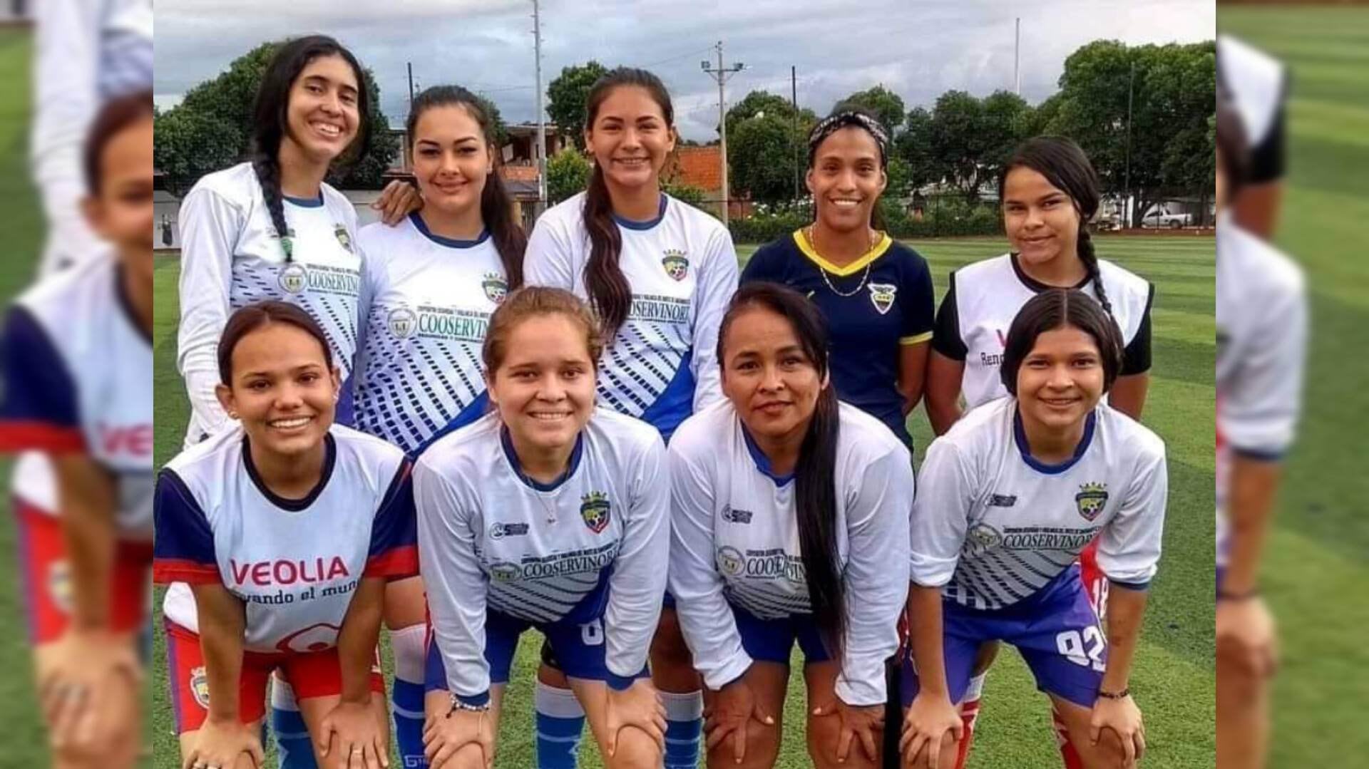 Además, esta joven era asesinada del fútbol.