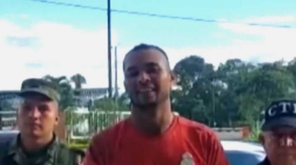 El hombre es procesado por atacar, presuntamente, a su hijastro.