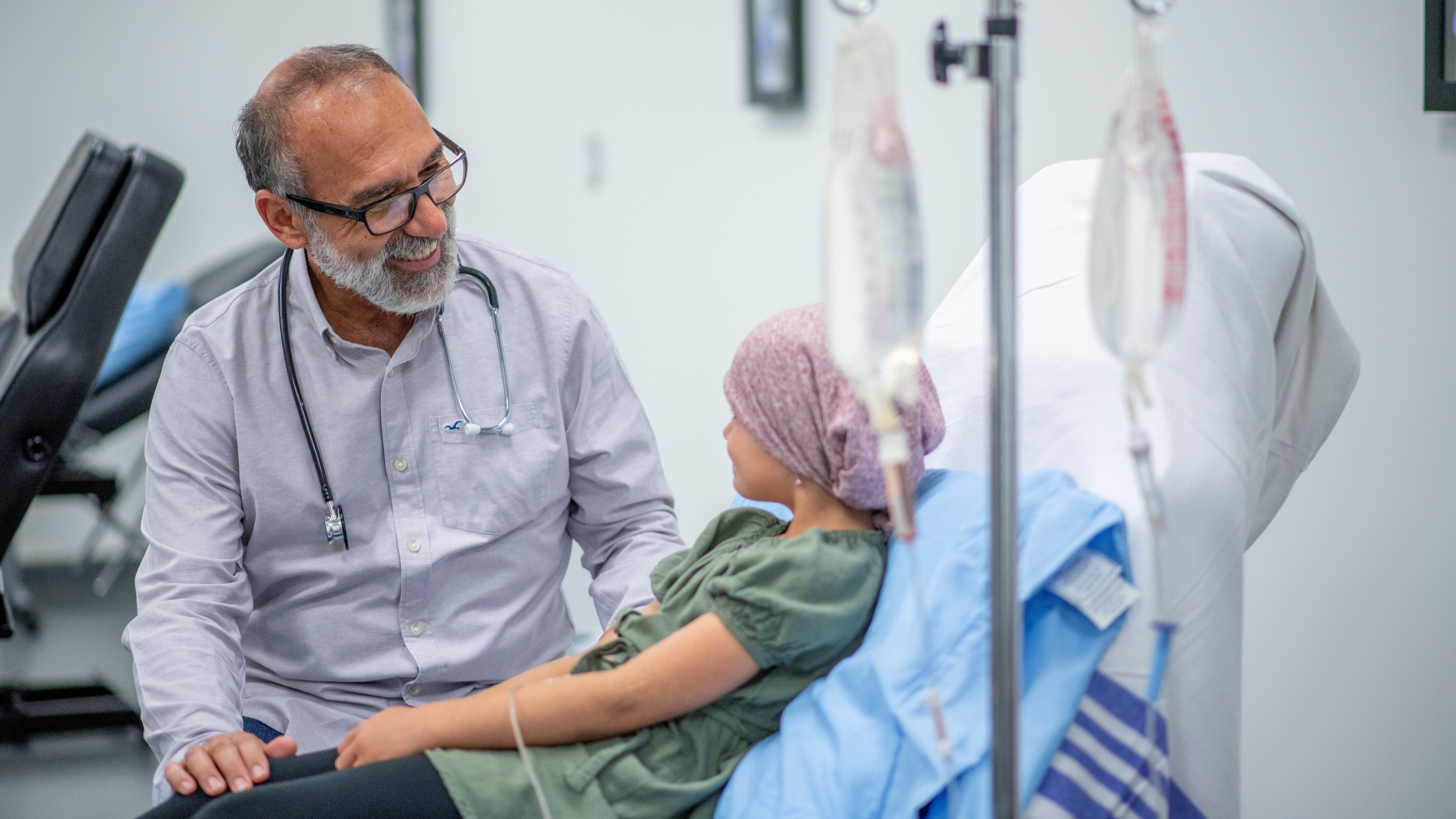 ¿Cómo diagnosticar a tiempo el cáncer infantil?