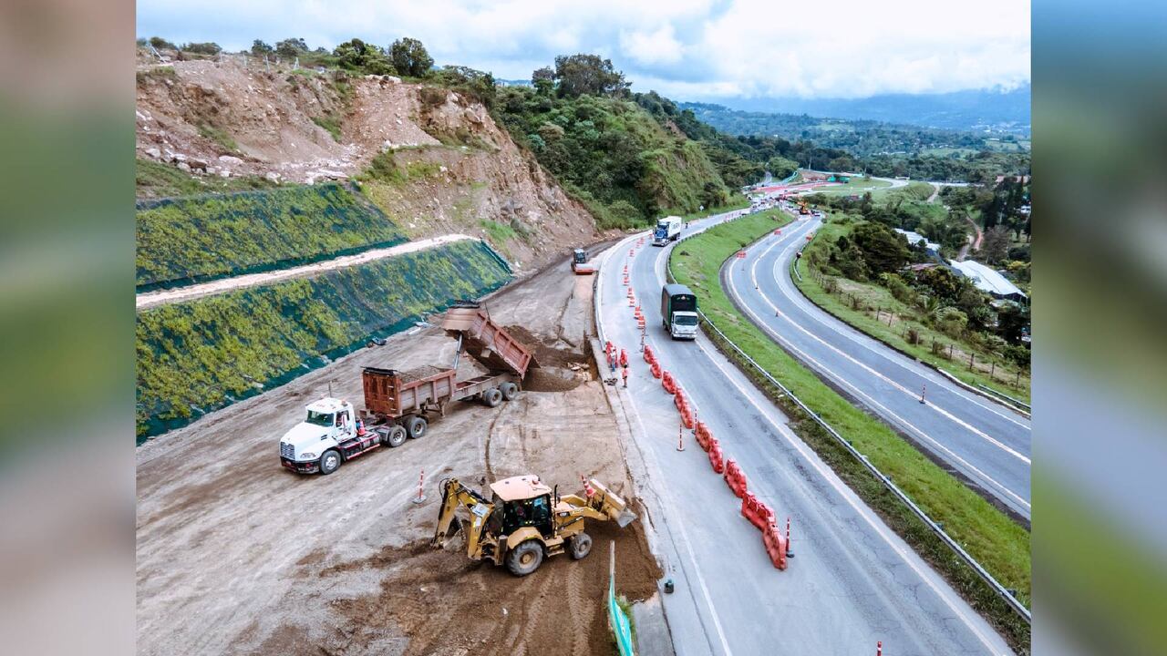 Habrá cierre de dos carriles por obras. Foto de referencia.